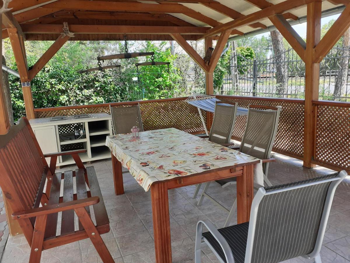 Rose Apartman Balatonlelle Exterior foto