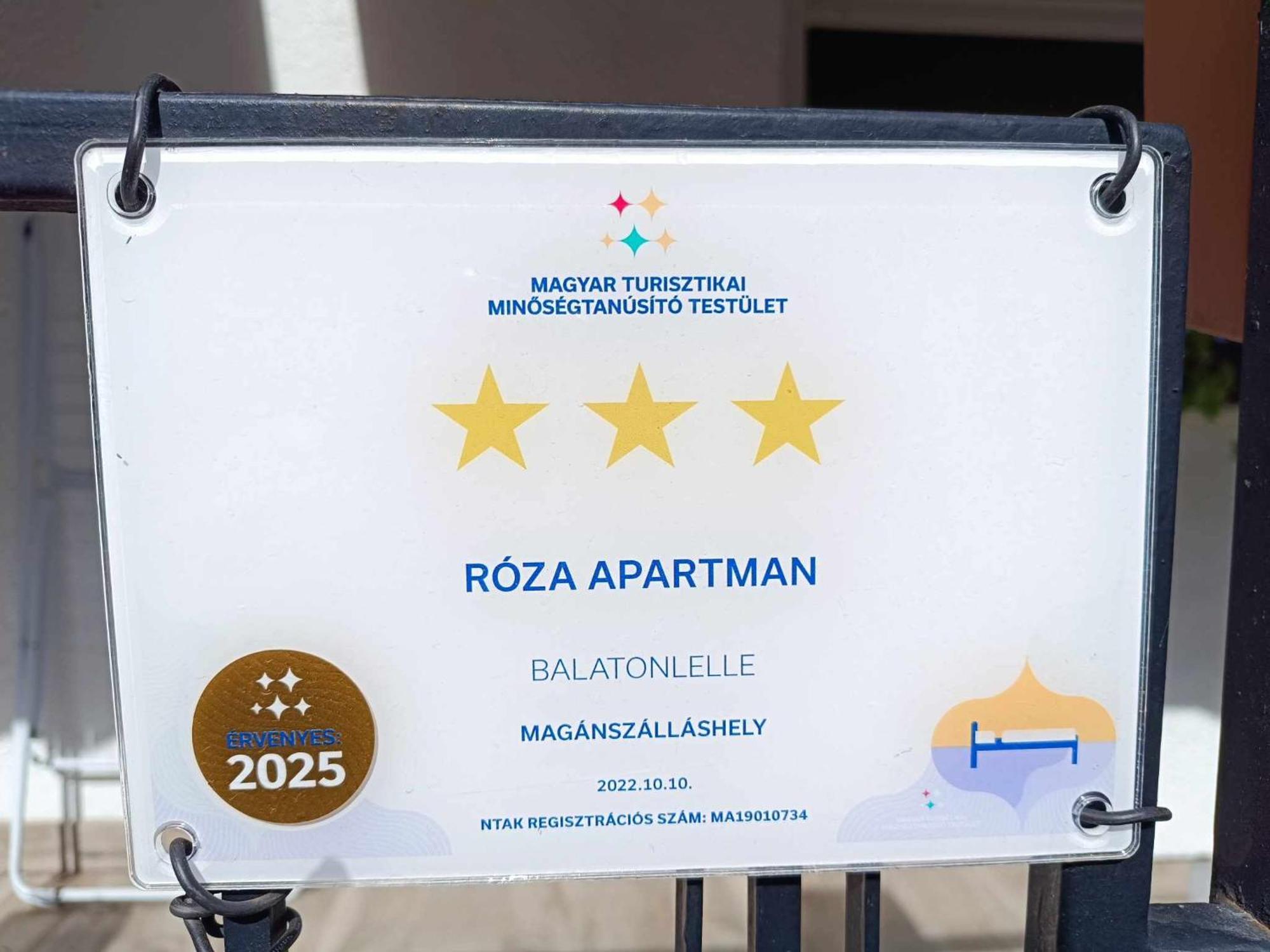 Rose Apartman Balatonlelle Exterior foto