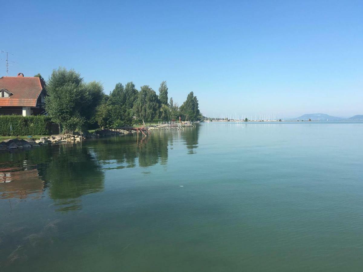 Rose Apartman Balatonlelle Exterior foto